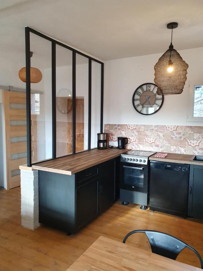 Appartement Au Coeur De Sartene Exteriör bild