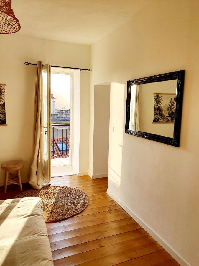 Appartement Au Coeur De Sartene Exteriör bild